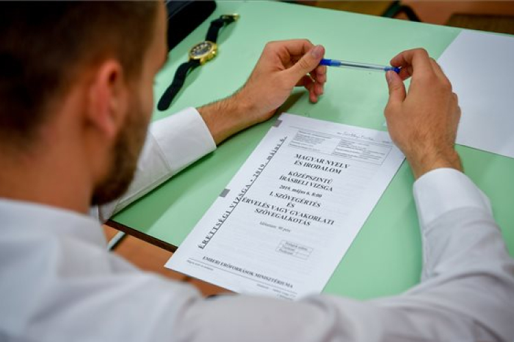 Szigorú biztonsági intézkedésekkel elkezdődhetnek május 4-én az érettségik