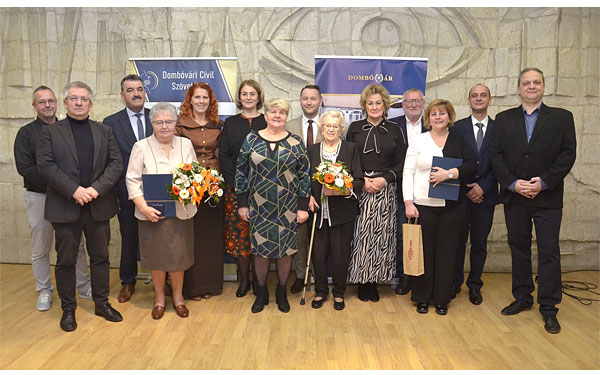 Átadták a Civil Díjakat