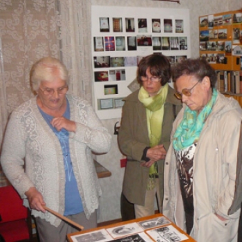 A Dombóvári Herbárium októberi programjának keretében az érdeklődők Nagyberkibe látogattak