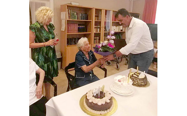 100. születésnapját ünnepelte Szilvási Dezsőné