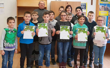 Három ifjú sakkozó állhatott a dobogóra