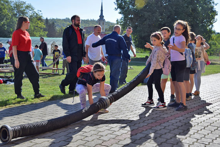  Jubileumi Tűzkakas Diáktűzoltó Verseny Kurdon