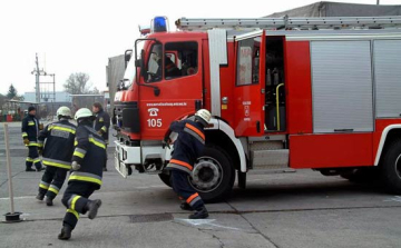 Egy kéménytűz, három műszaki mentés a hétvége mérlegén