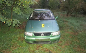 Nem akart elázni, ezért lopott egy autót
