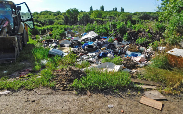 Illegális hulladéklerakók felszámolására nyert támogatást Dombóvár