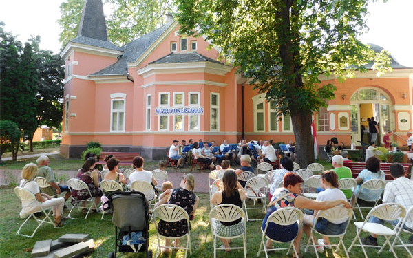 A Múzeumok Éjszakáján kilenc állomáson várták az érdeklődőket Dombóváron