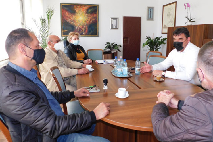 Megállapodás romák képzésével kapcsolatban